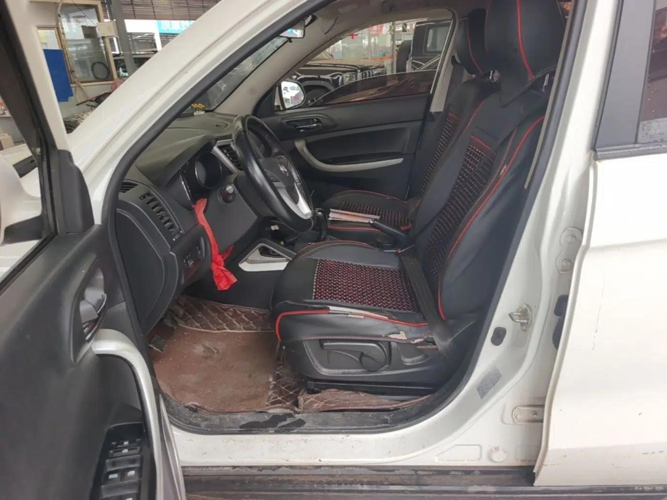 CHANGAN CS35 2016 1.6L Manual Luxury Model China V Standard — миниатюра 17