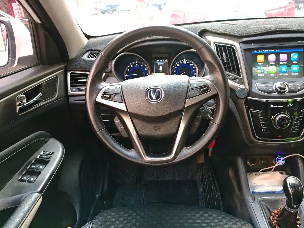 CHANGAN CS35 2017 1.6L Manual Luxury Model — миниатюра 10