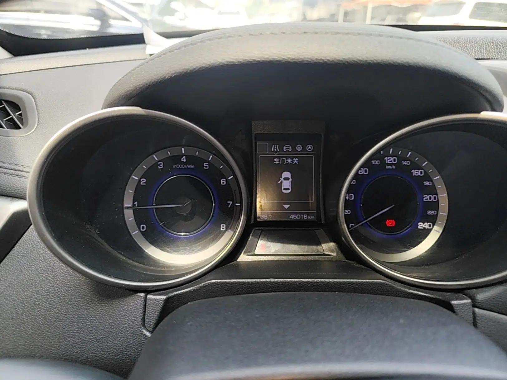 CHANGAN CS35 2017 1.6L Manual Luxury Model — миниатюра 14