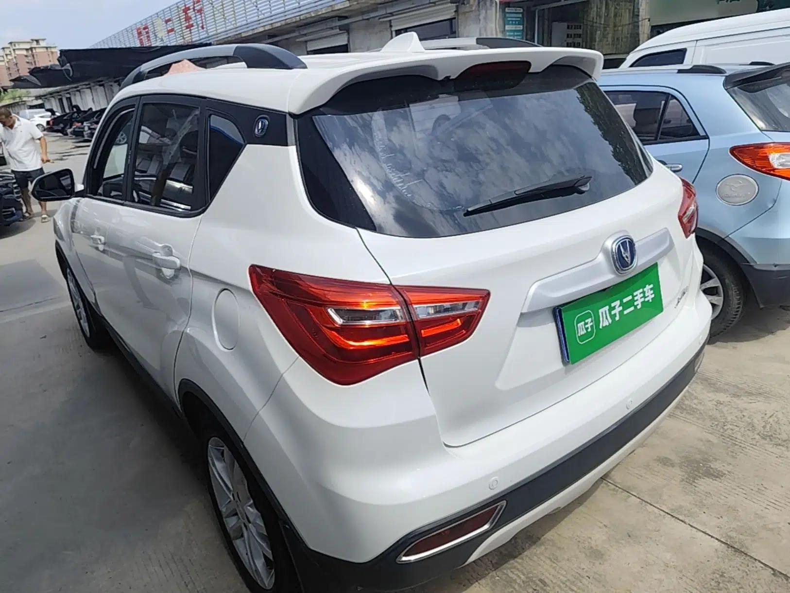CHANGAN CS35 2017 1.6L Manual Luxury Model — миниатюра 4