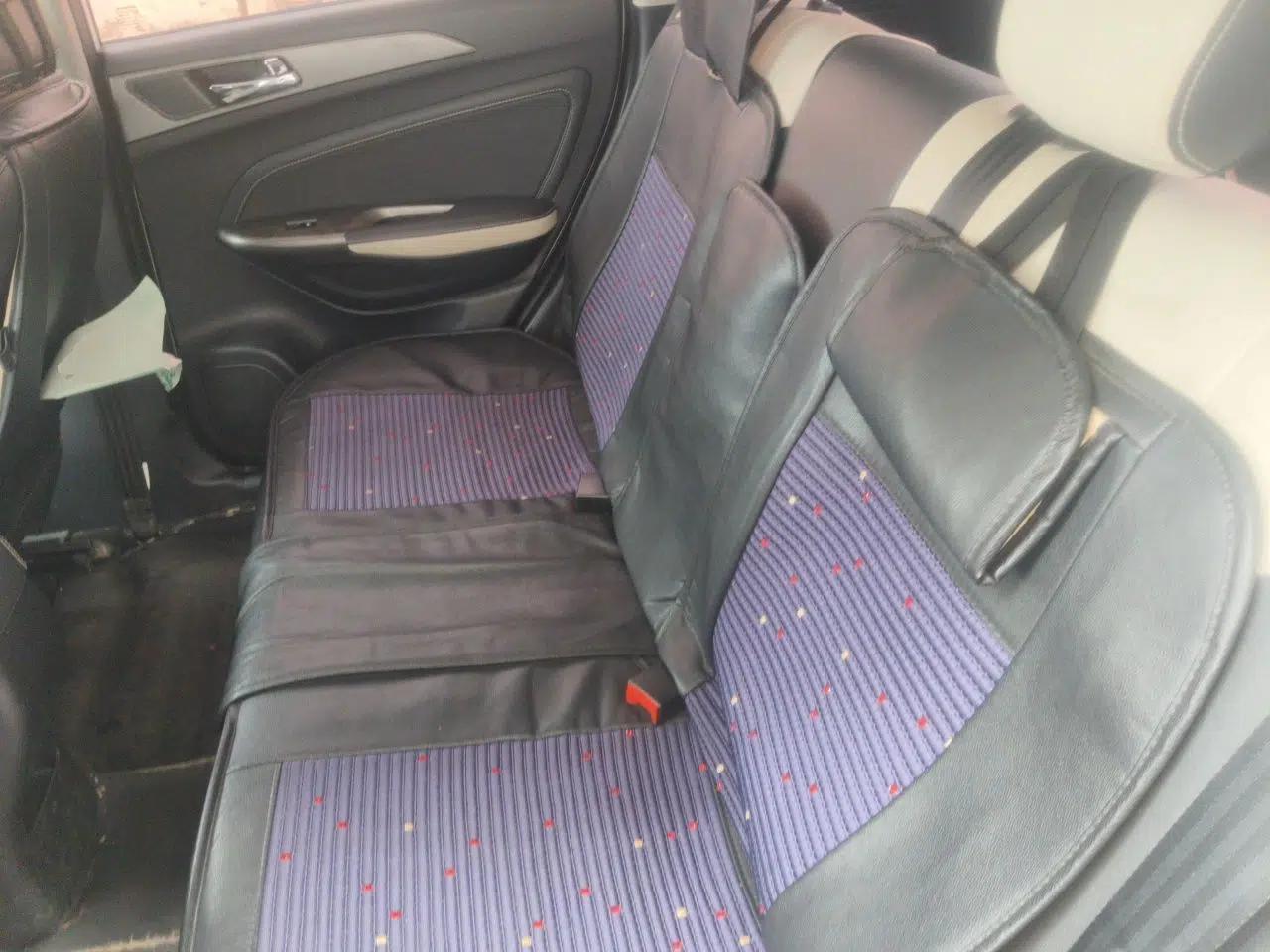 CHANGAN CS35 2017 1.6L Manual Luxury Model — миниатюра 17