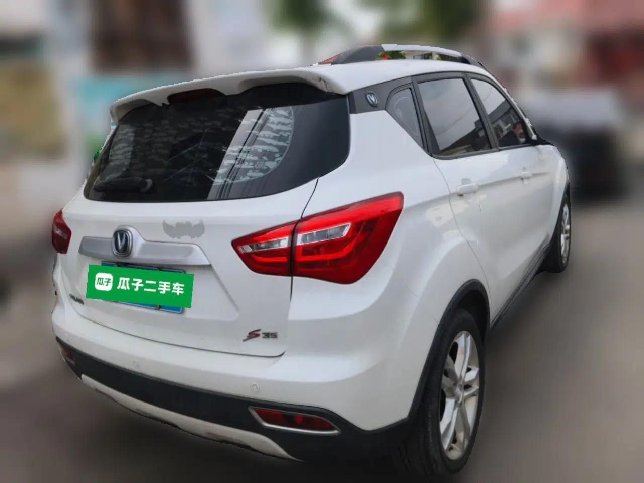 CHANGAN CS35 2017 1.6L Manual Luxury Model — миниатюра 6