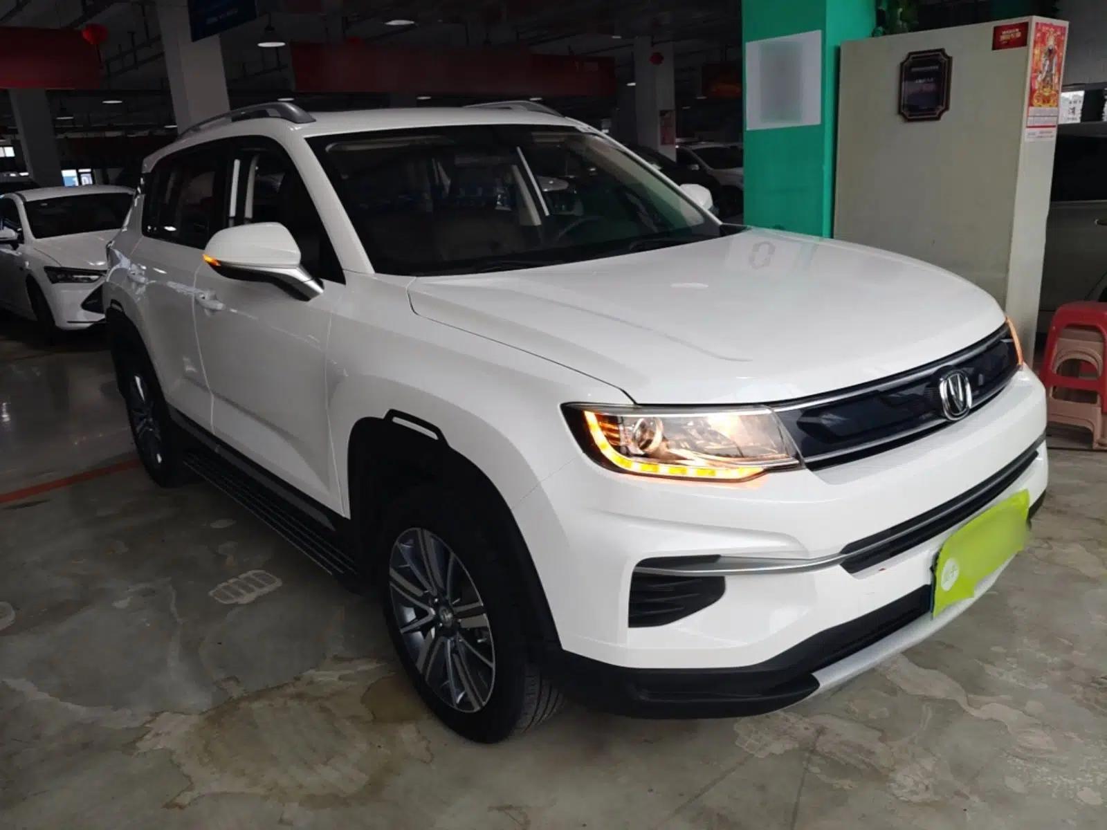 CHANGAN CS35PLUS 2019 1.6L Manual Chuanlian Edition — миниатюра 3