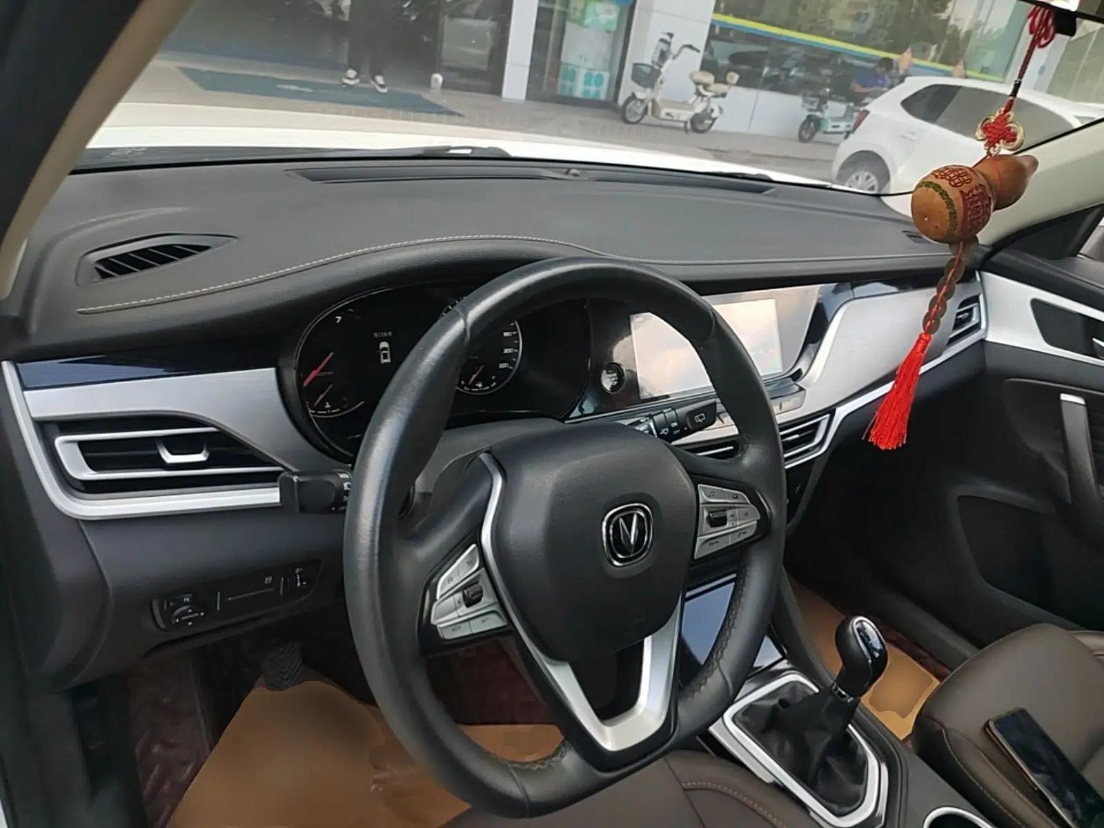 CHANGAN CS35PLUS 2019 1.6L Manual Chuanlian Edition — миниатюра 12