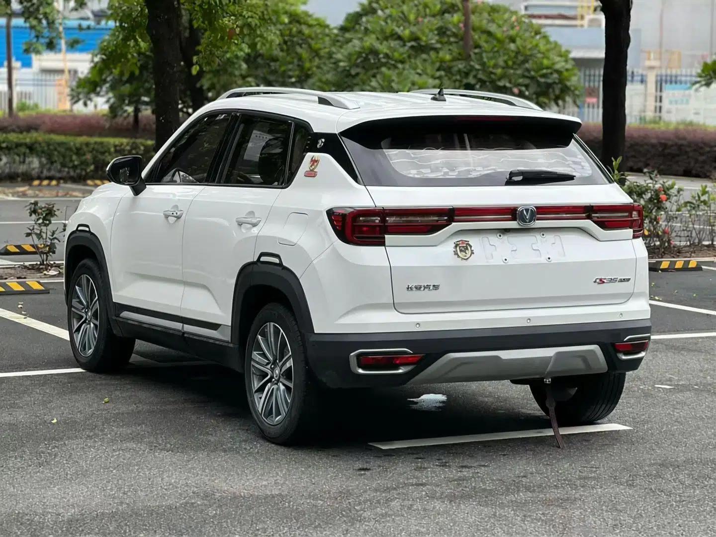 CHANGAN CS35PLUS 2019 1.6L Manual Chuanlian Edition — миниатюра 4
