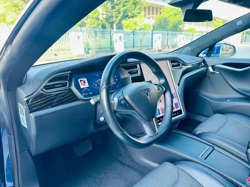 Model S 2016 75 — миниатюра 10