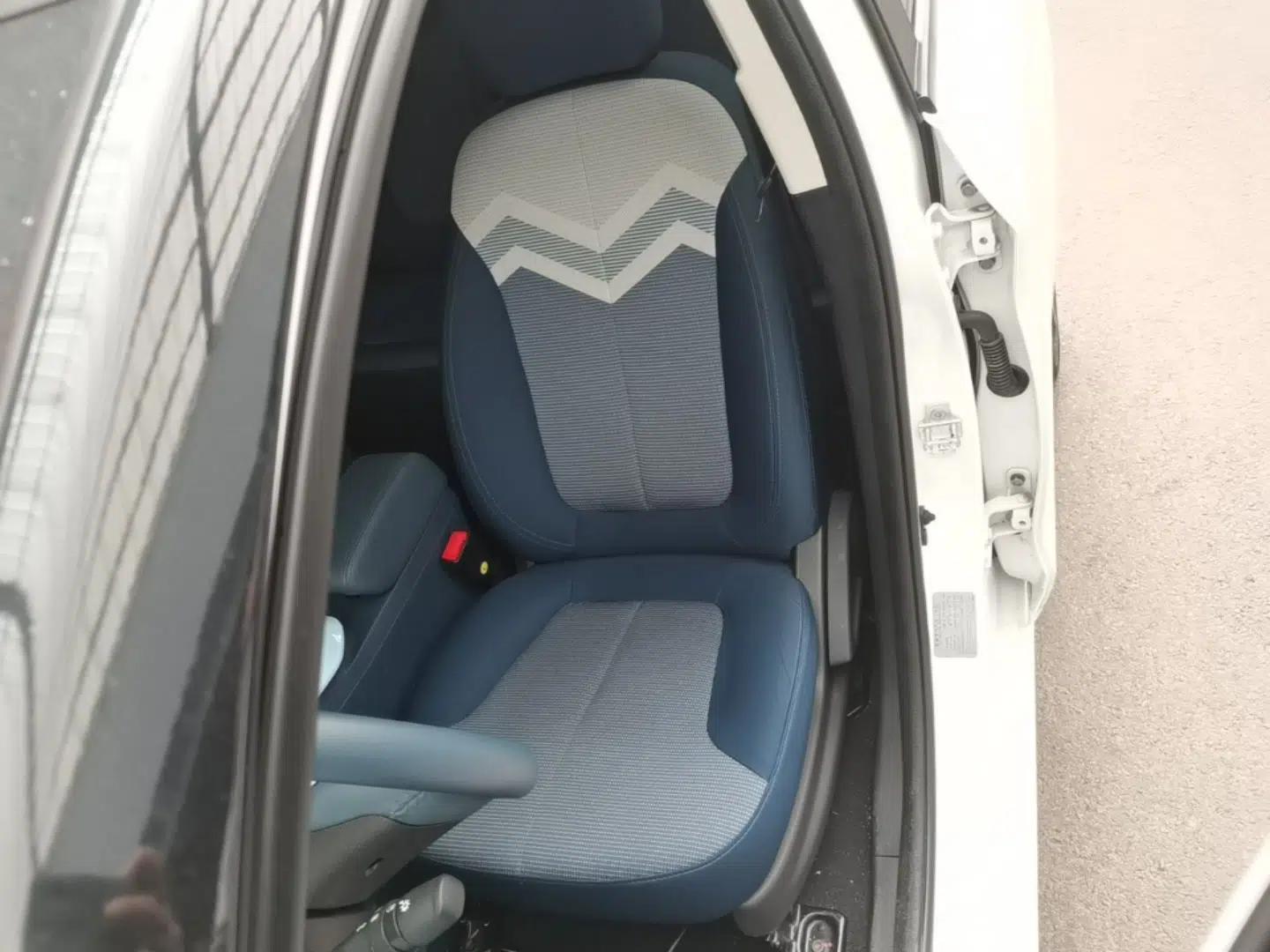 CHANGAN Benni E-Star 2022 Charming Edition Colorful Model Lithium Iron Phosphate — миниатюра 17