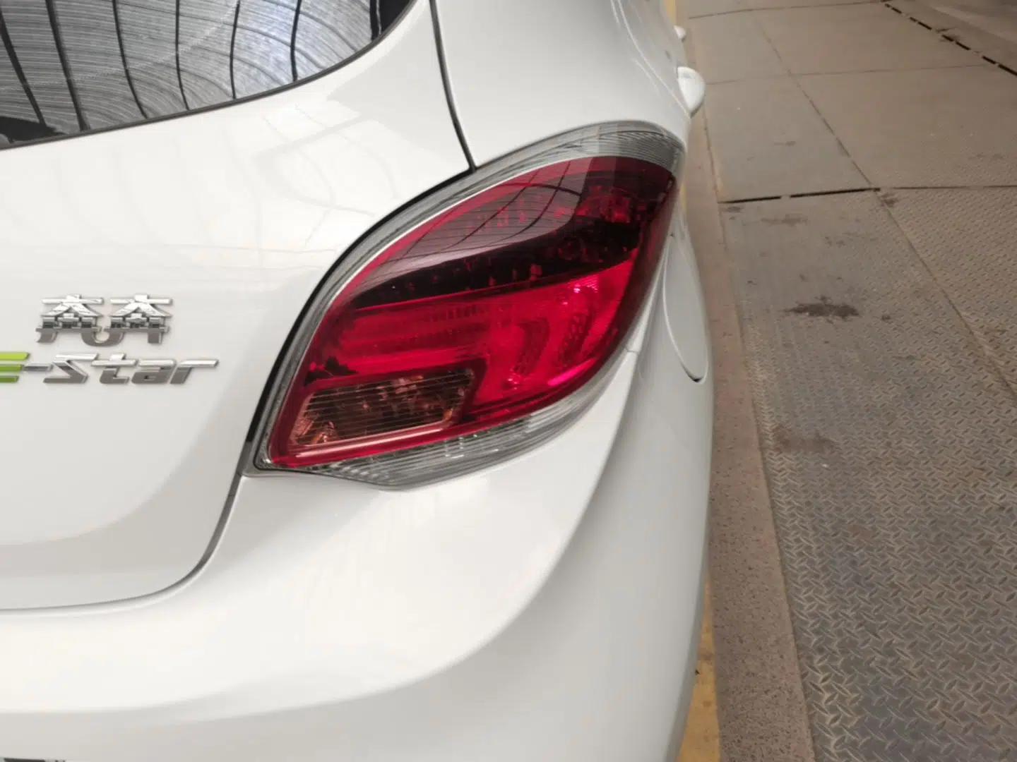 CHANGAN Benni E-Star 2022 Charming Edition Colorful Model Lithium Iron Phosphate — миниатюра 9