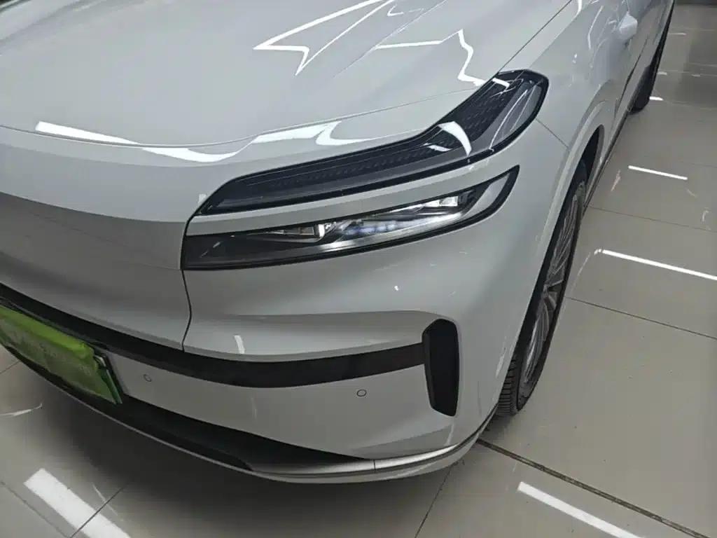 2025 Chevrolet L90 Max 7-seater — миниатюра 24
