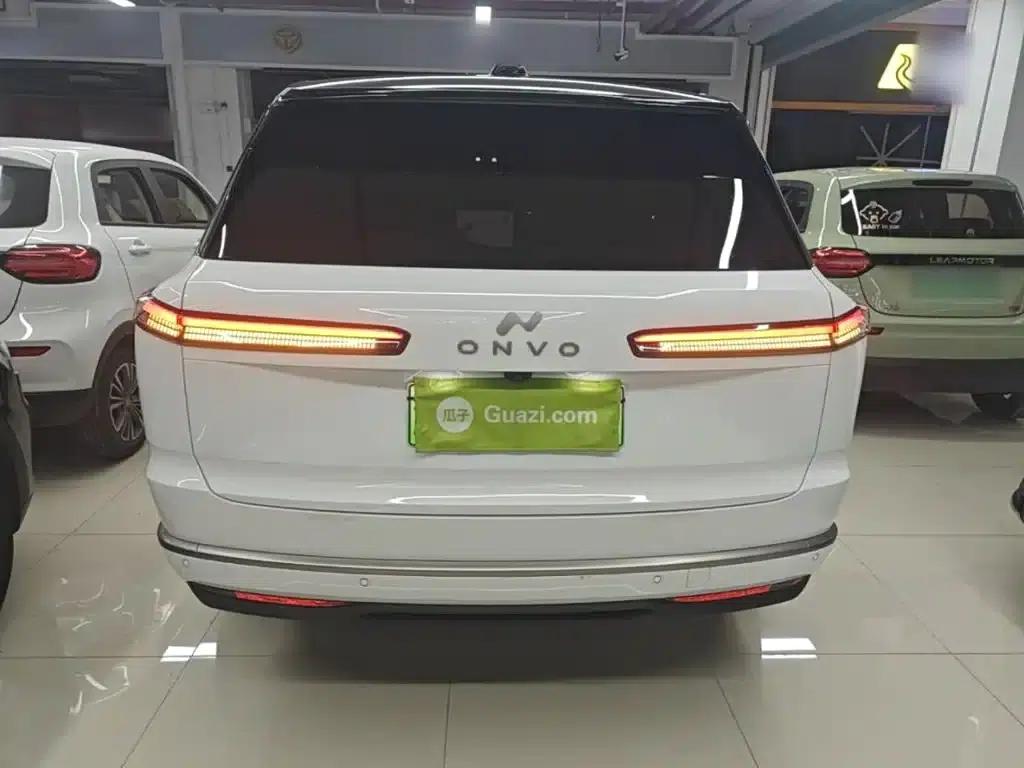 2025 Chevrolet L90 Max 7-seater — миниатюра 6