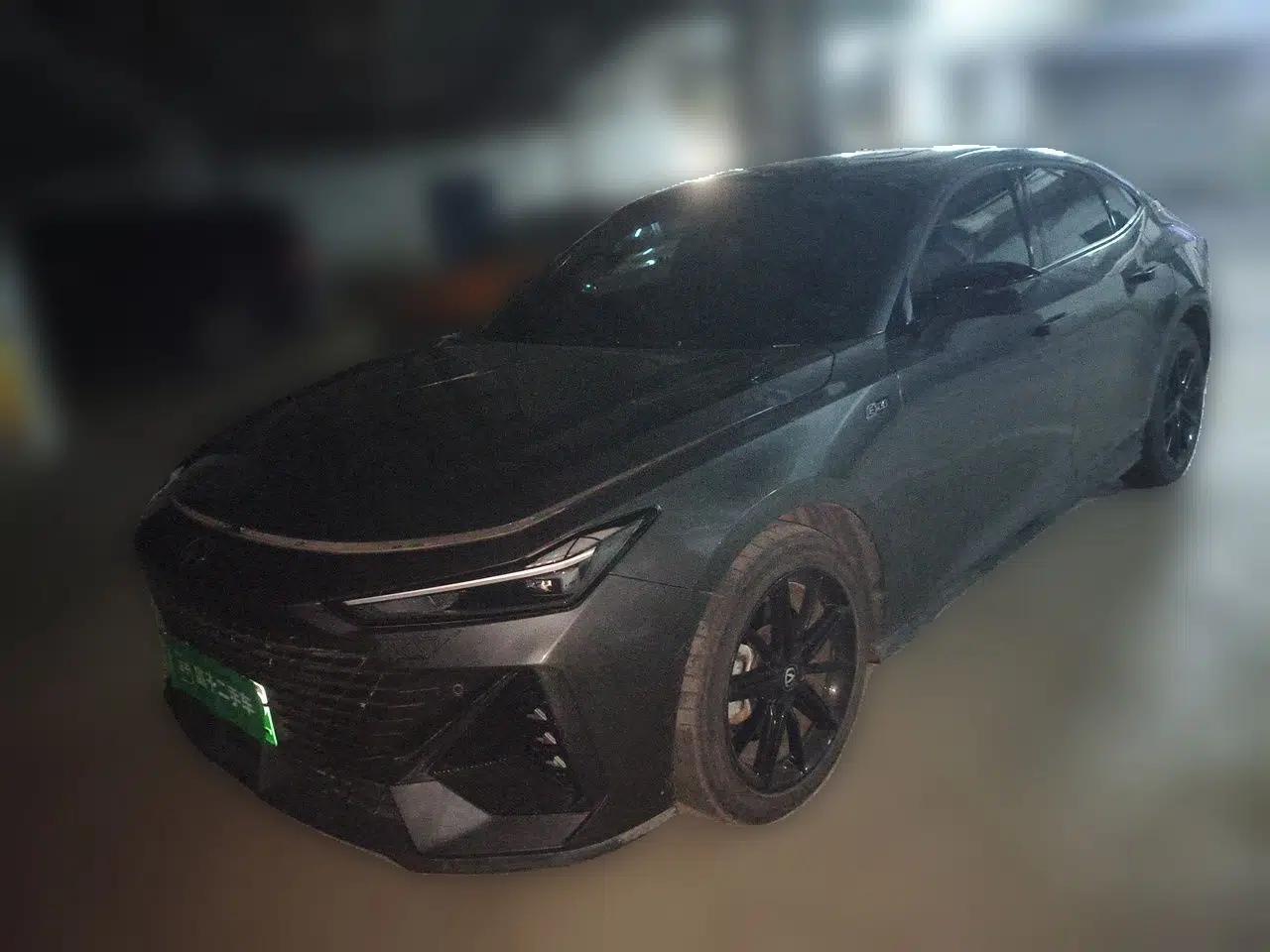 CHANGAN UNI-V iDD 2023 Zhidian iDD 1.5T 113km Smart & Fun Version (Rapid Edition) — миниатюра 1