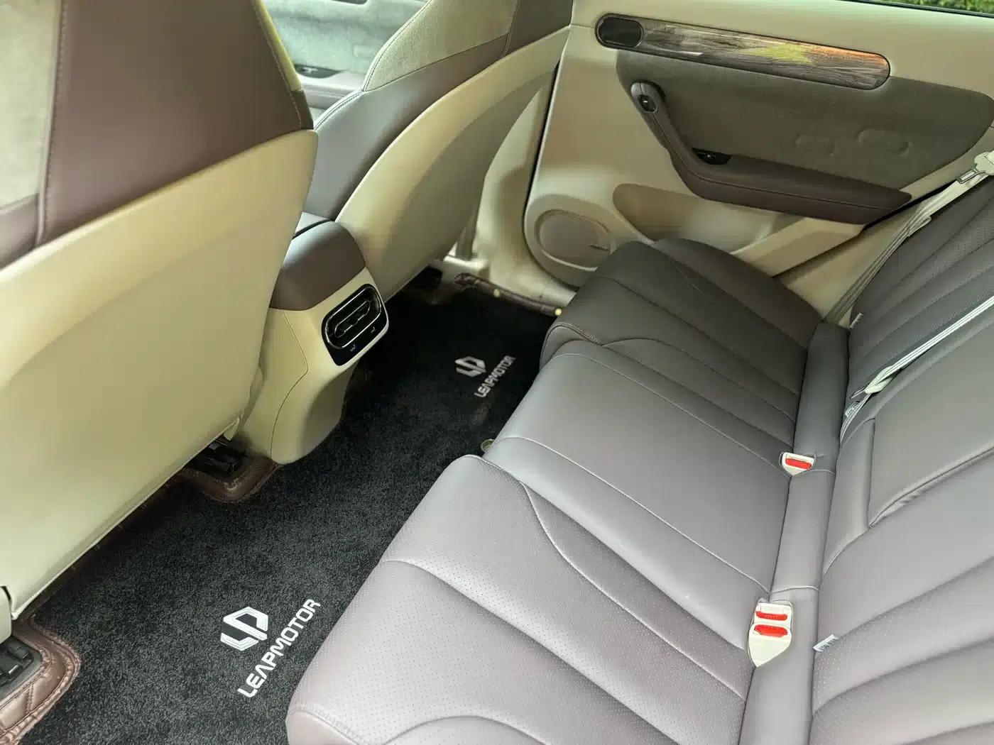 Leapmotor C11 2021 Facelift Luxury Edition — миниатюра 10