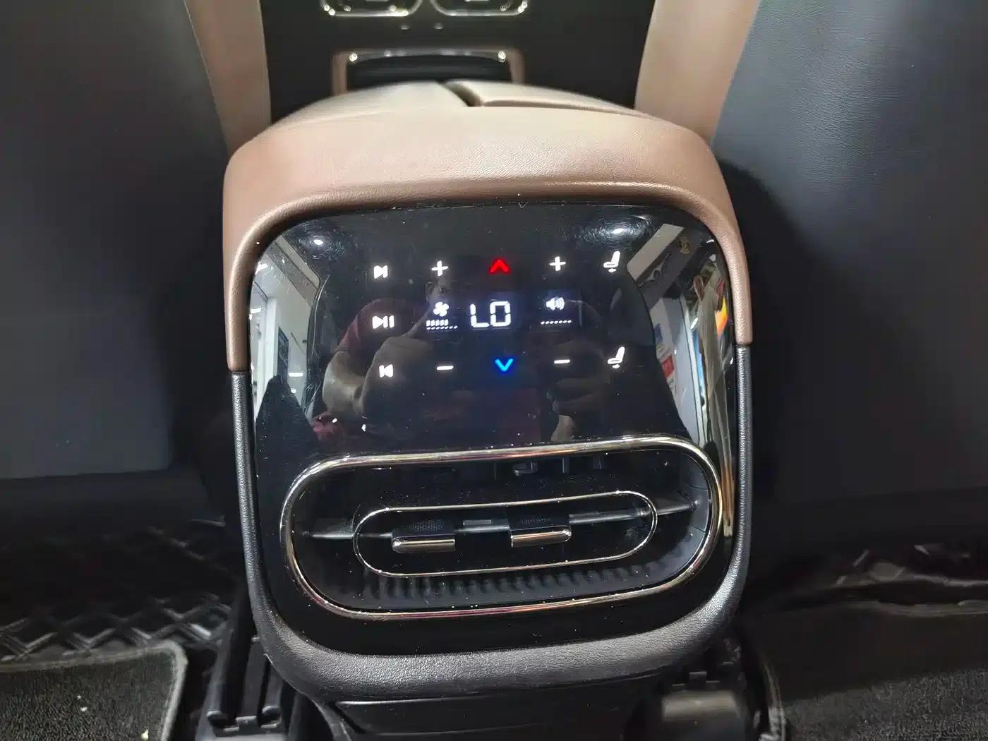 Leapmotor C11 2023 Pure Electric 650 Smart Edition — миниатюра 10