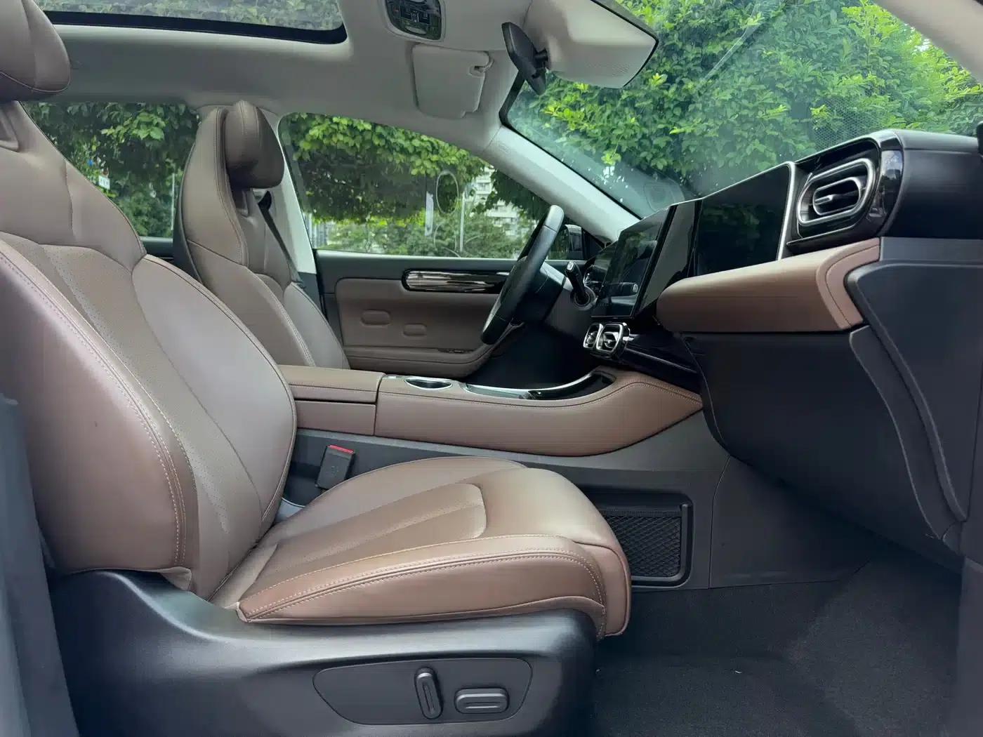 Leapmotor C11 2023 Range Extended 285 Comfort Edition — миниатюра 12
