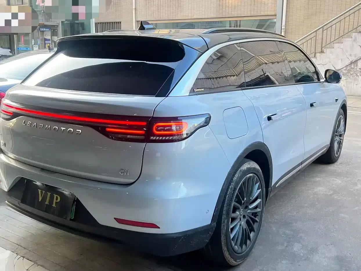 Leapmotor C11 2023 Range Extended 285 Smart Edition — миниатюра 9