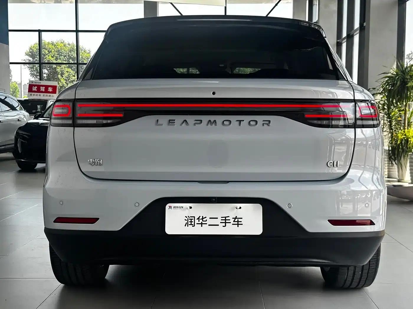Leapmotor C11 2026 Pure Electric 640 LiDAR Smart Edition — миниатюра 4