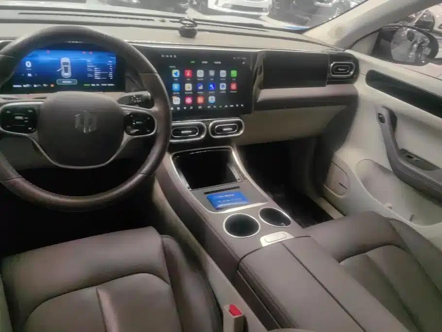 Leapmotor C11 2023 Range Extended 300 Comfort Edition — миниатюра 13