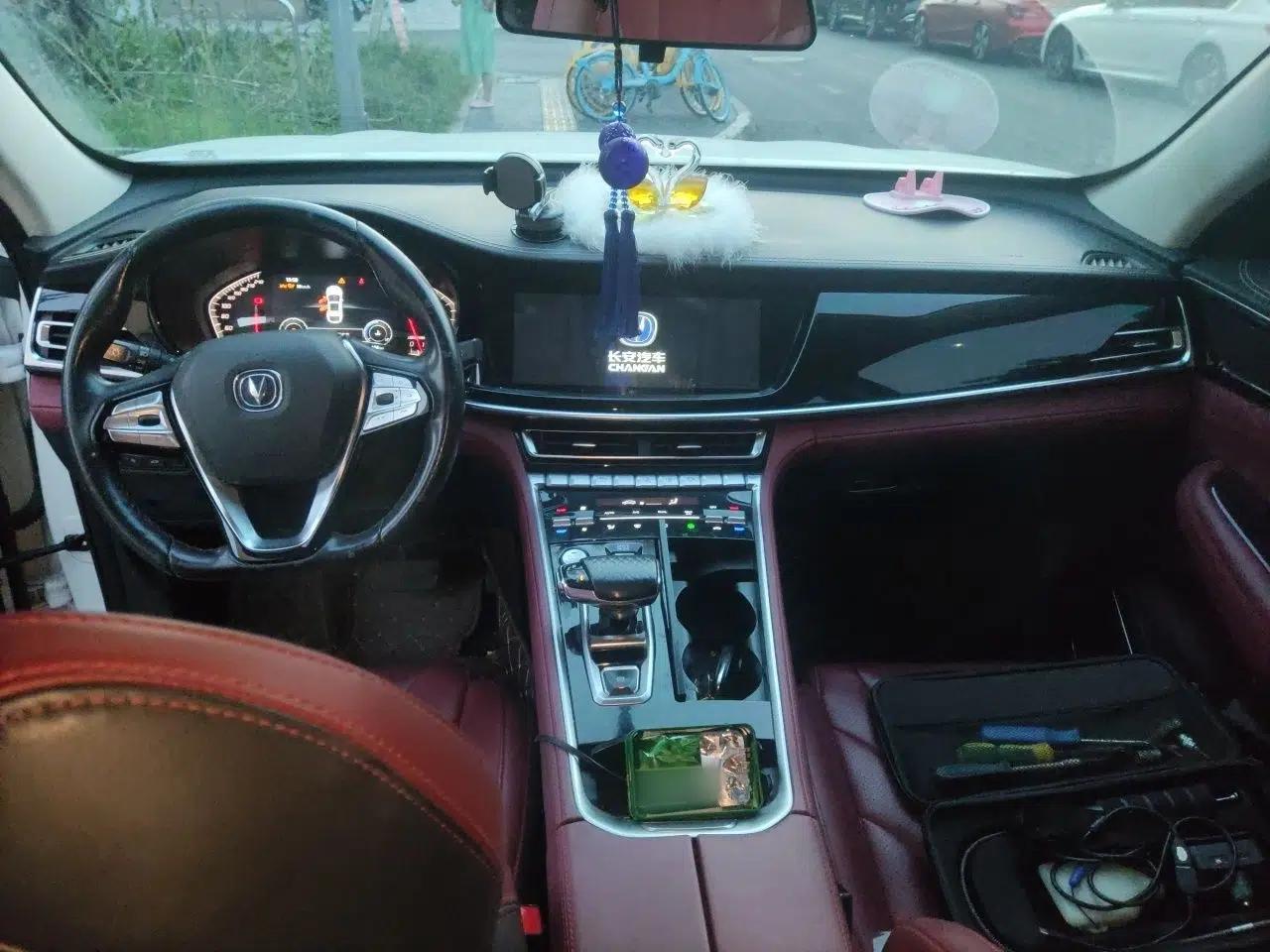 CHANGAN CS85 COUPE 2019 1.5T DCT Luxury Version China VI Standard — миниатюра 9