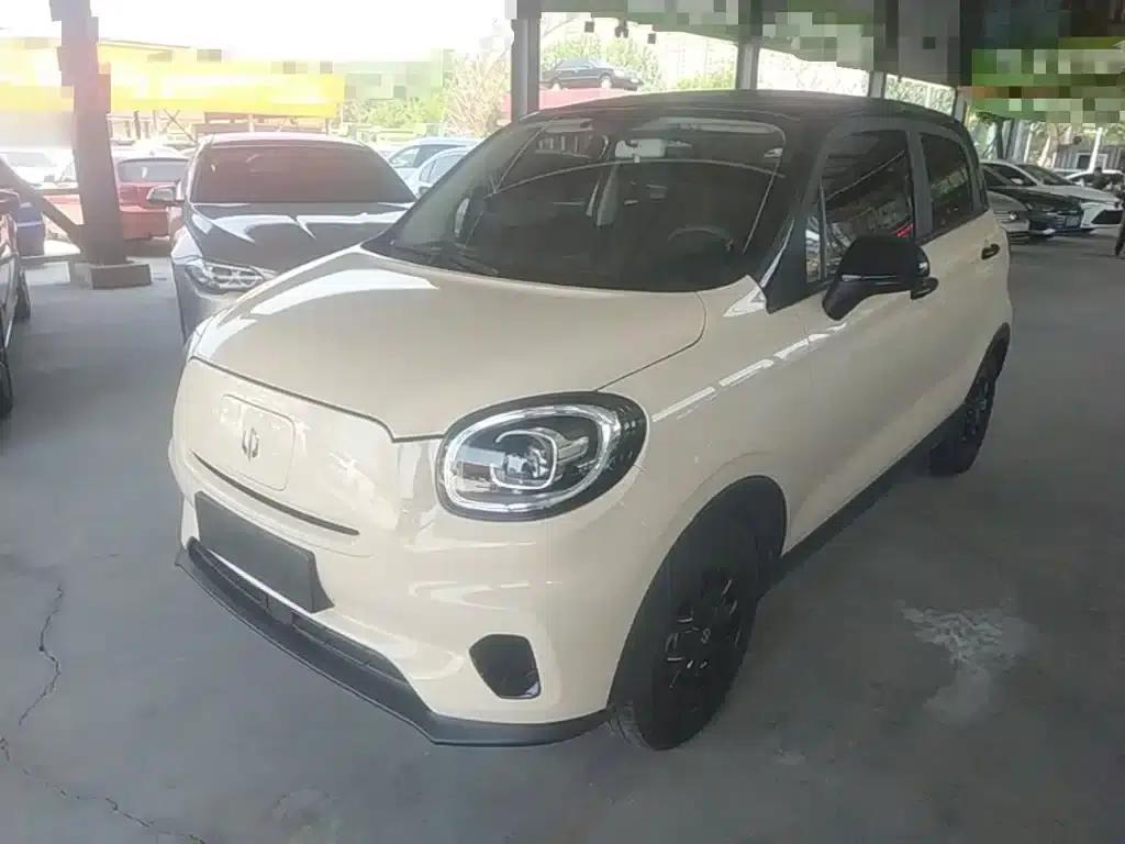 Leapmotor T03 2023 403 Lite Edition — миниатюра 2