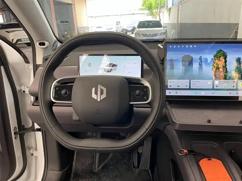 Leapmotor C10 2024 Model 210 Smart Edition — миниатюра 11