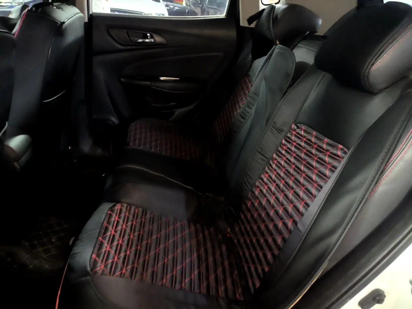 CHANGAN CS15 2016 1.5L Manual Luxury Edition — миниатюра 20