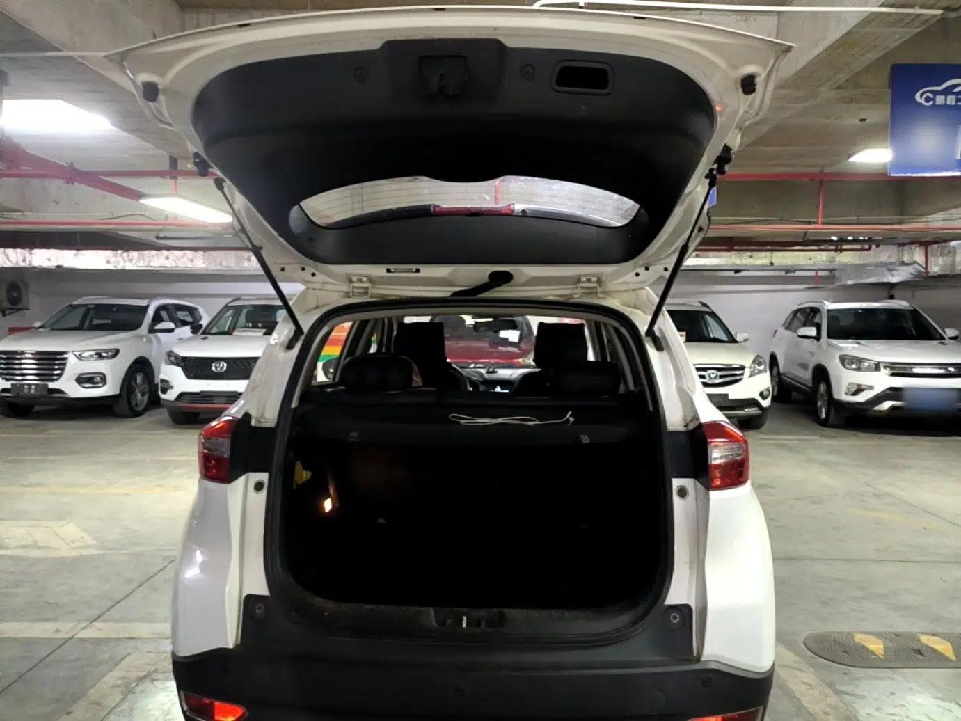 CHANGAN CS15 2016 1.5L Manual Luxury Edition — миниатюра 22