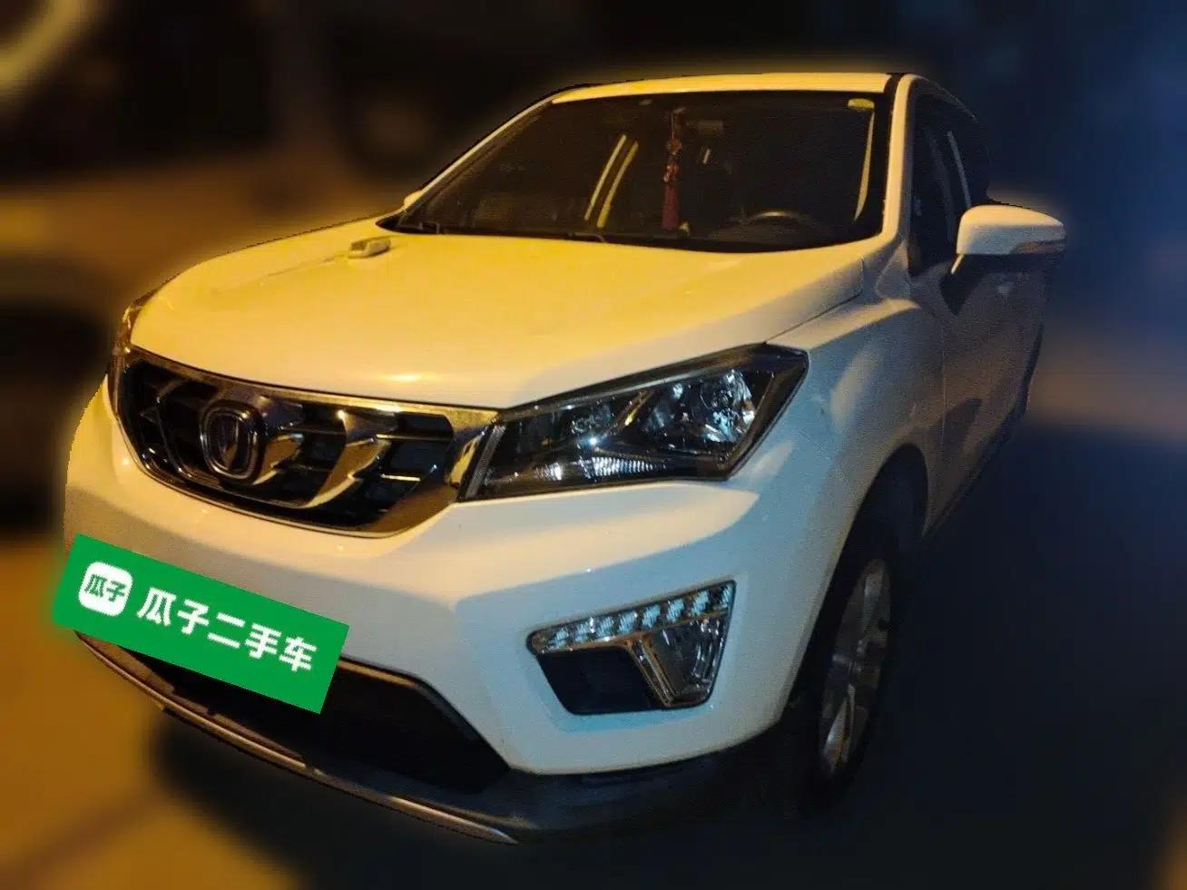 CHANGAN CS15 2016 1.5L Automatic Fashion Edition — миниатюра 1