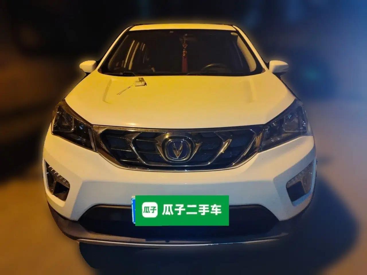 CHANGAN CS15 2016 1.5L Automatic Fashion Edition — миниатюра 2