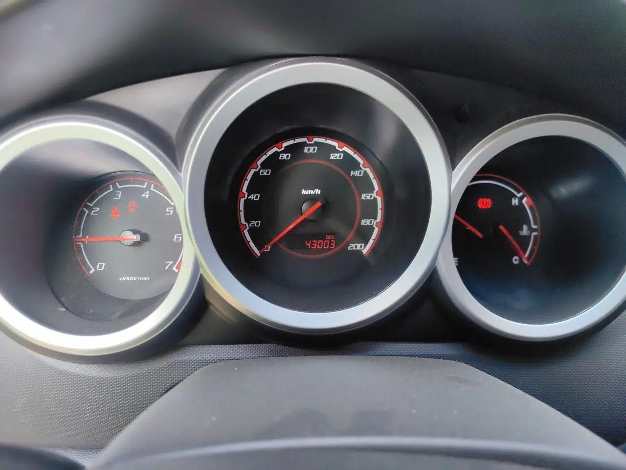 CHANGAN CX20 2014 1.4L Manual Sport Edition China V Standard — миниатюра 11