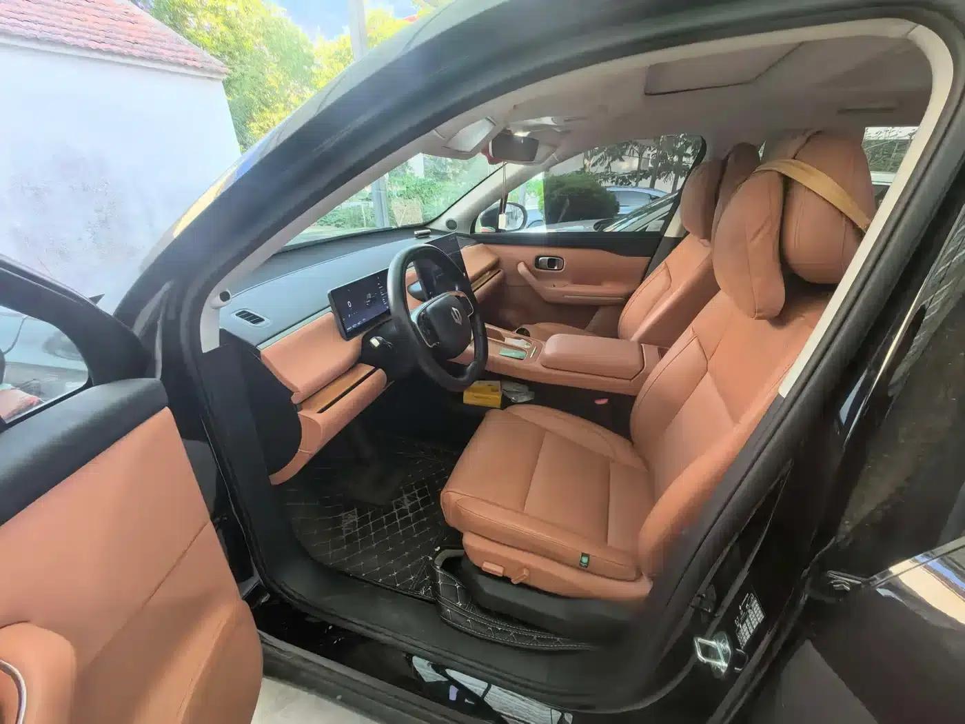 Leapmotor C16 2024 Range Extended 200 Premium Edition — миниатюра 5