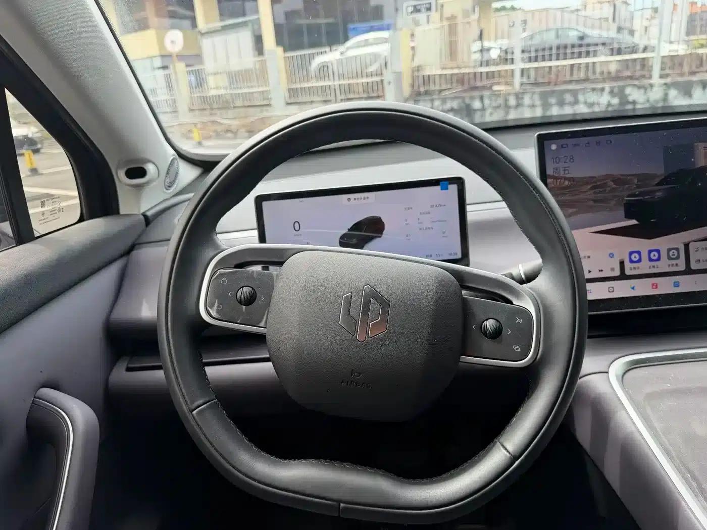 Leapmotor C16 2026 Pure Electric 630 LiDAR Smart Edition 5-Seater — миниатюра 11