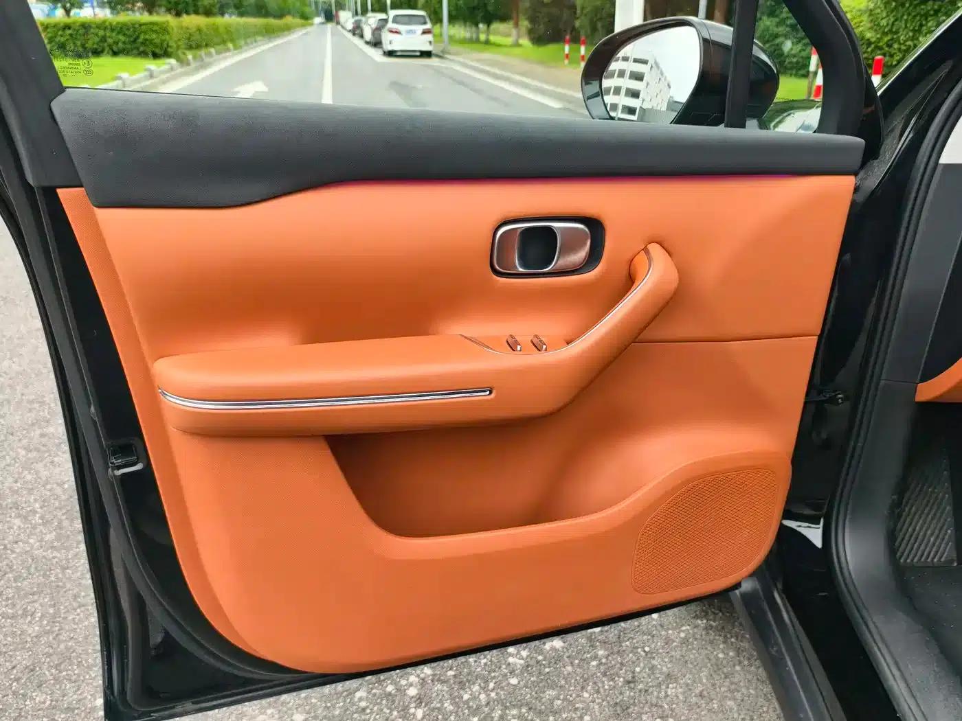 Leapmotor C16 2026 Extended Range, 280 LiDAR Smart Edition, 6-Seater — миниатюра 6