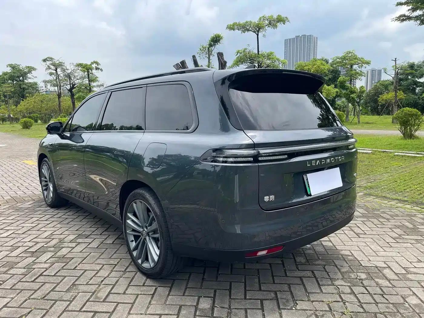 Leapmotor C16 2024 Range Extended 200 Premium Edition — миниатюра 6