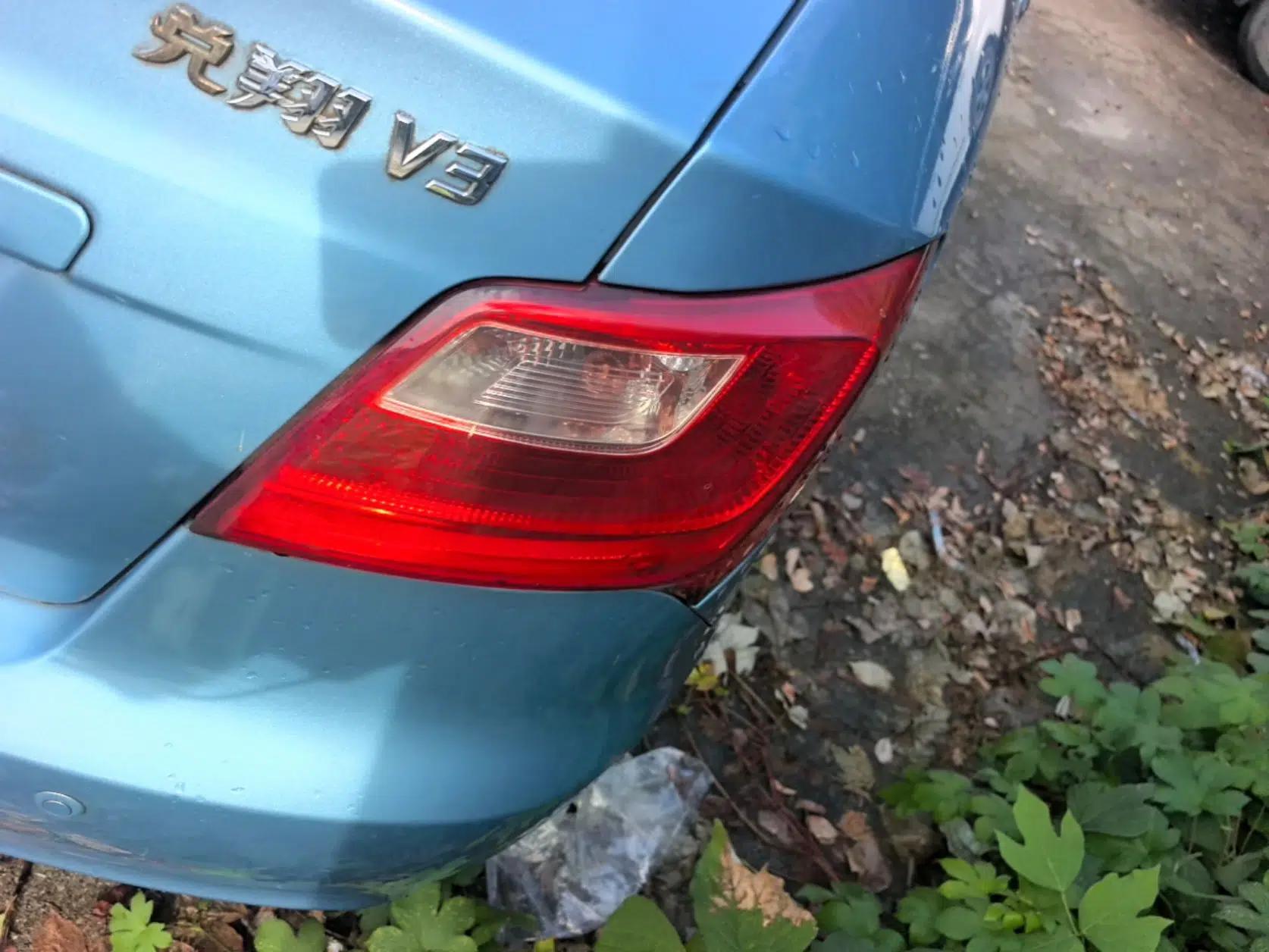 CHANGAN Alsvin V3 2012 1.3L Manual Comfort Version China IV Standard — миниатюра 9