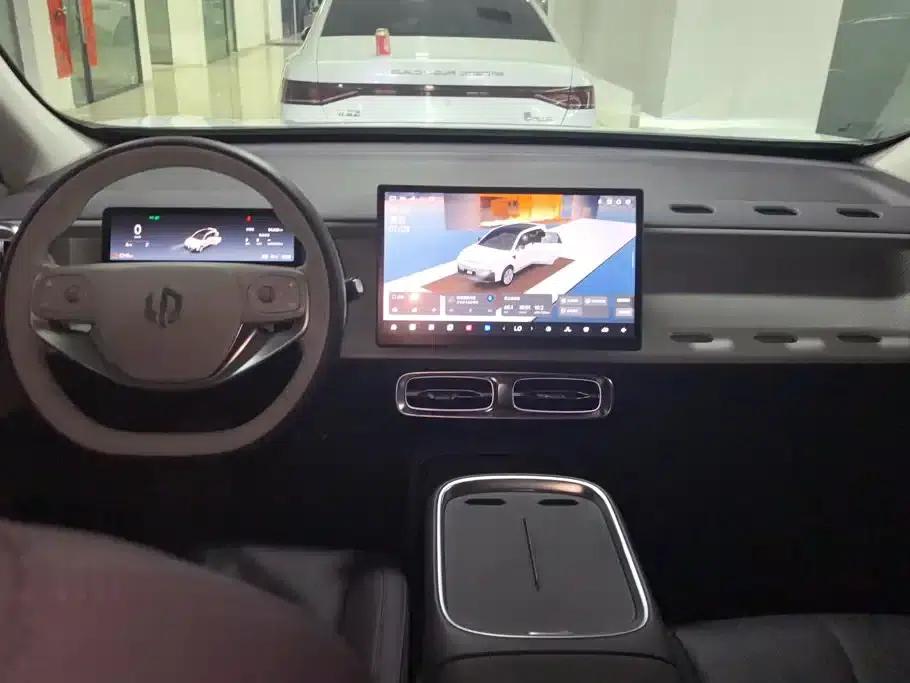 Leapmotor B10 2025 Model 510 Enjoy Edition — миниатюра 12