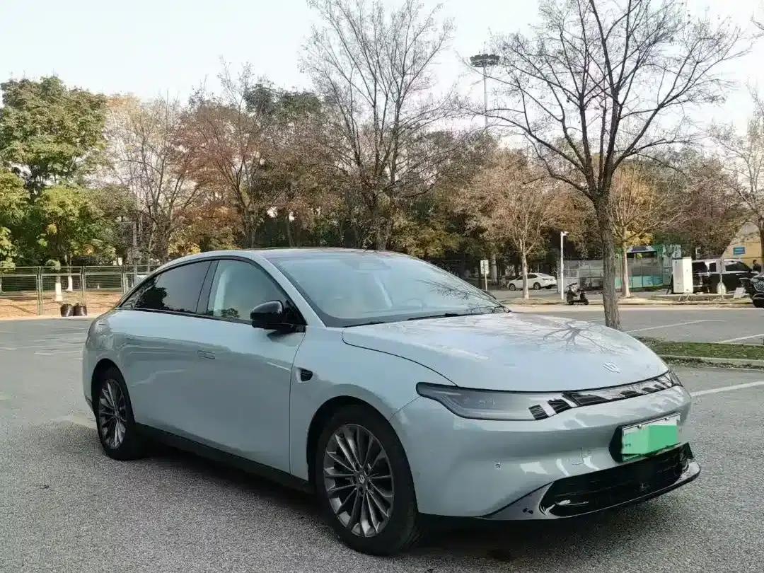 Leapmotor C01 2024 Pure Electric 525 Premium Edition — миниатюра 3