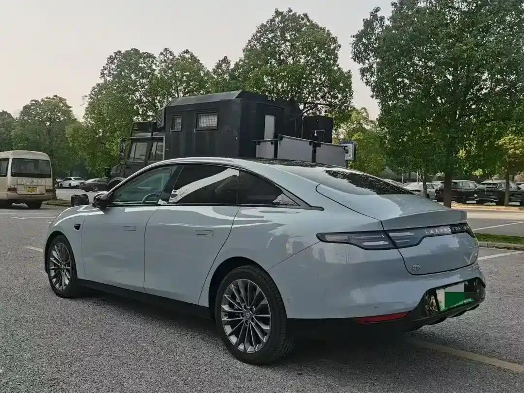 Leapmotor C01 2024 Pure Electric 525 Premium Edition — миниатюра 7