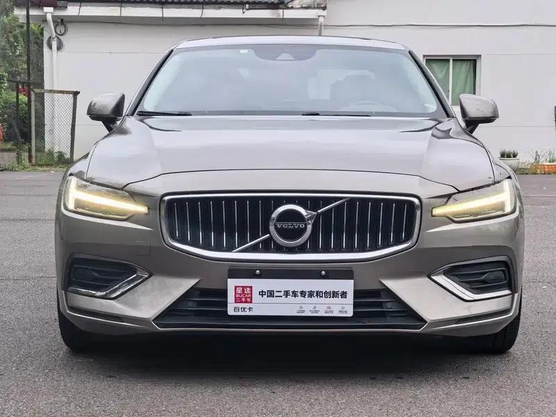 Volvo S60 2020 T3 Smart Luxury Edition — миниатюра 2