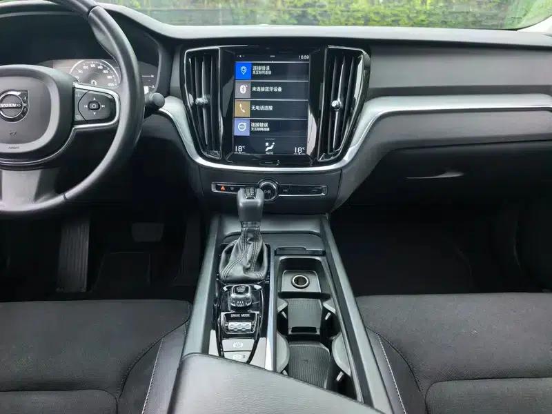 Volvo S60 2020 T3 Smart Luxury Edition — миниатюра 14