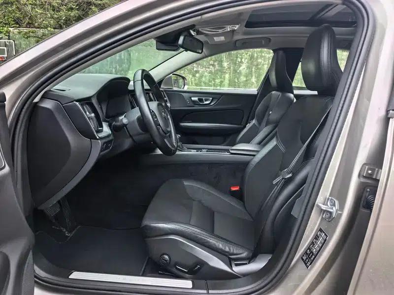 Volvo S60 2020 T3 Smart Luxury Edition — миниатюра 19