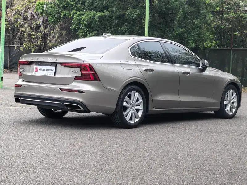 Volvo S60 2020 T3 Smart Luxury Edition — миниатюра 7