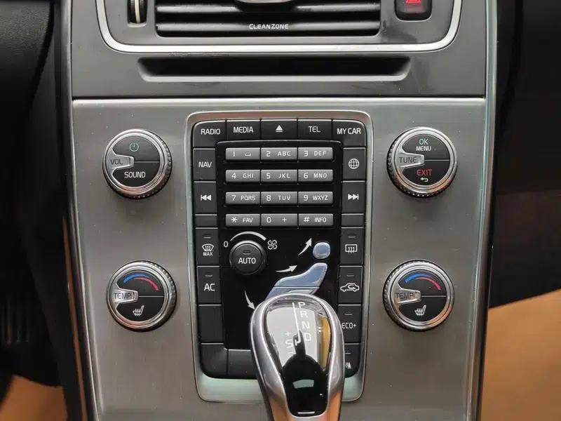 2017 Volvo S60L T4 Smart Edition — миниатюра 14