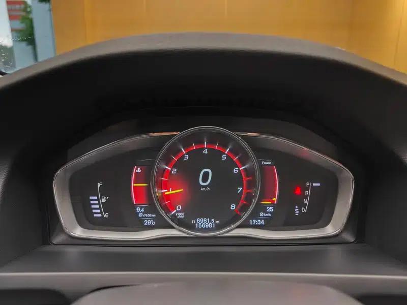 2017 Volvo S60L T4 Smart Edition — миниатюра 21