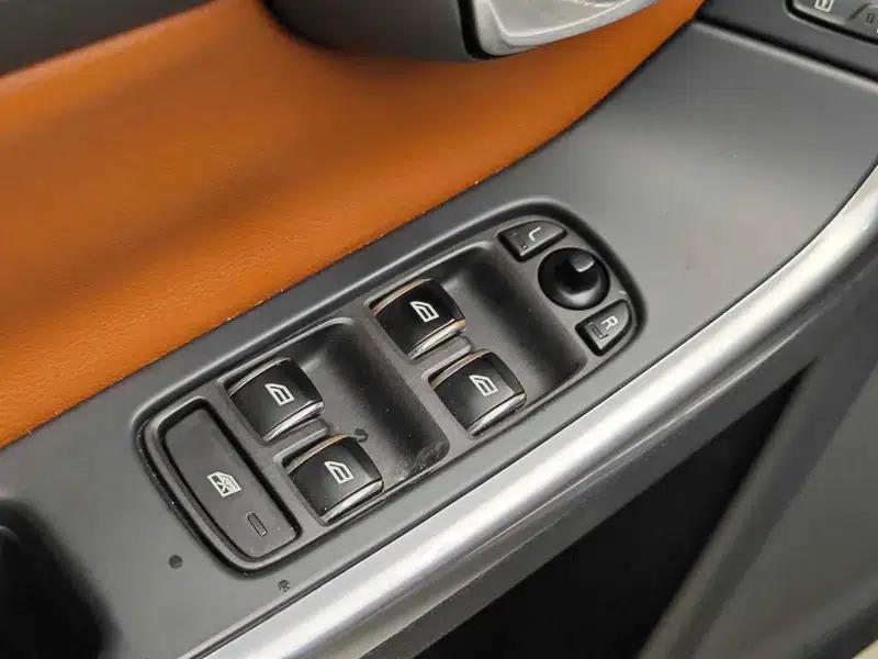 2017 Volvo S60L T4 Smart Edition — миниатюра 33