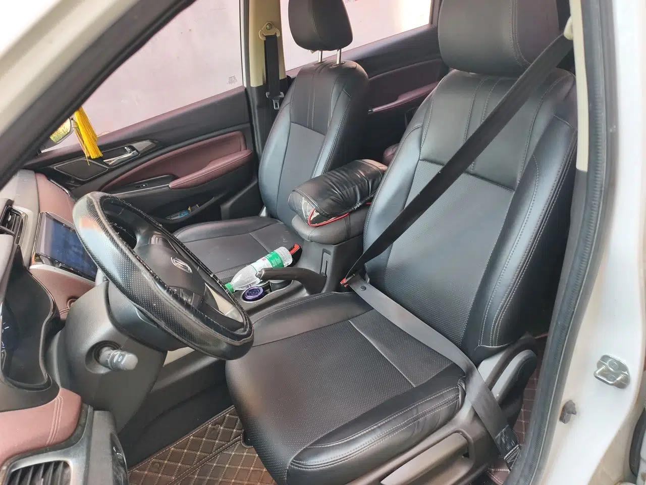 CHANGAN Lingxuan 2017 1.6L Manual Entry-Level Model — миниатюра 12