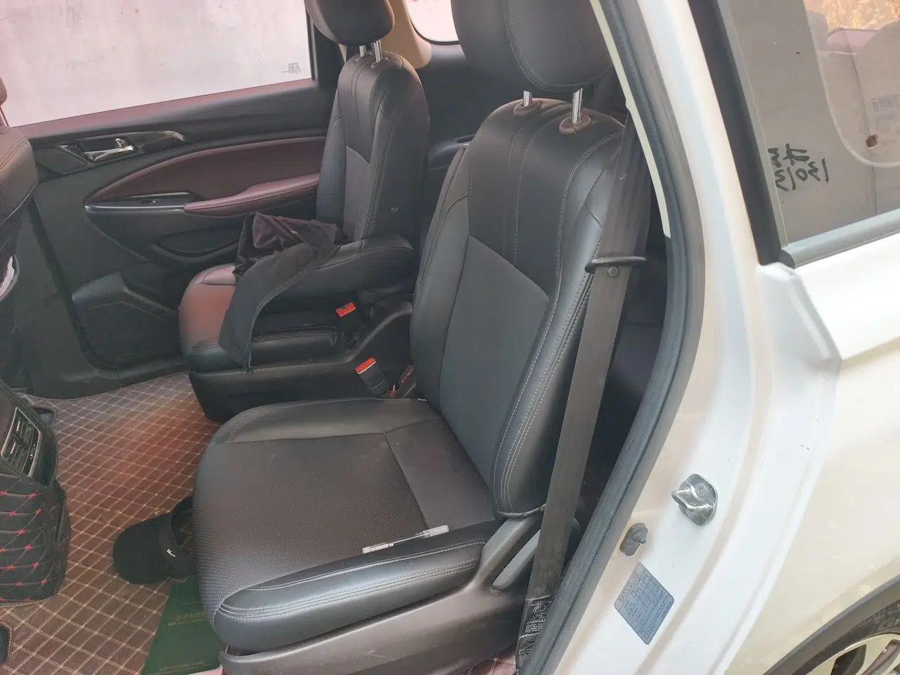 CHANGAN Lingxuan 2017 1.6L Manual Entry-Level Model — миниатюра 14