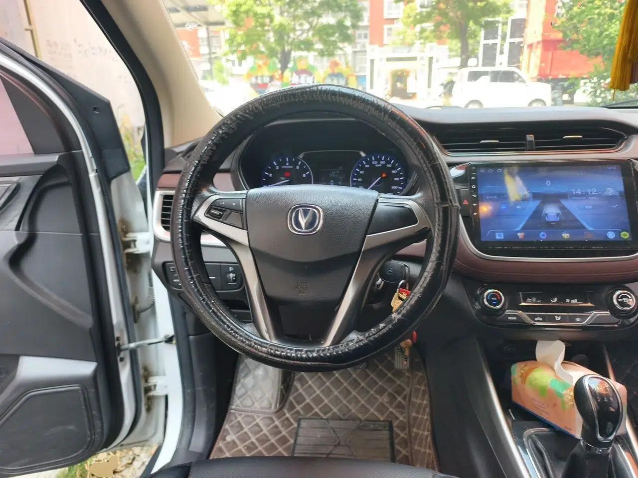 CHANGAN Lingxuan 2017 1.6L Manual Entry-Level Model — миниатюра 7