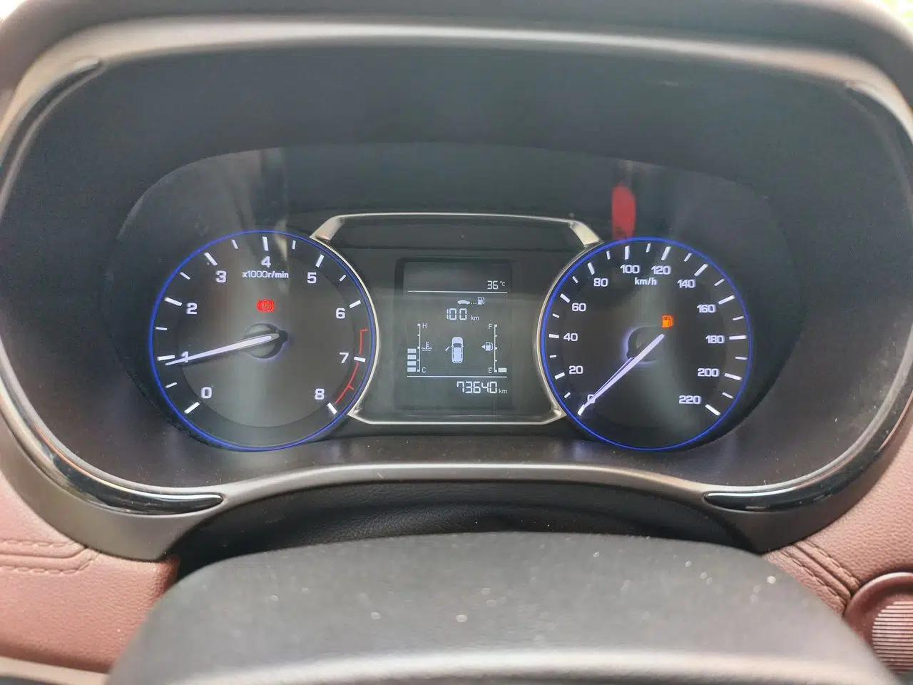CHANGAN Lingxuan 2017 1.6L Manual Entry-Level Model — миниатюра 8