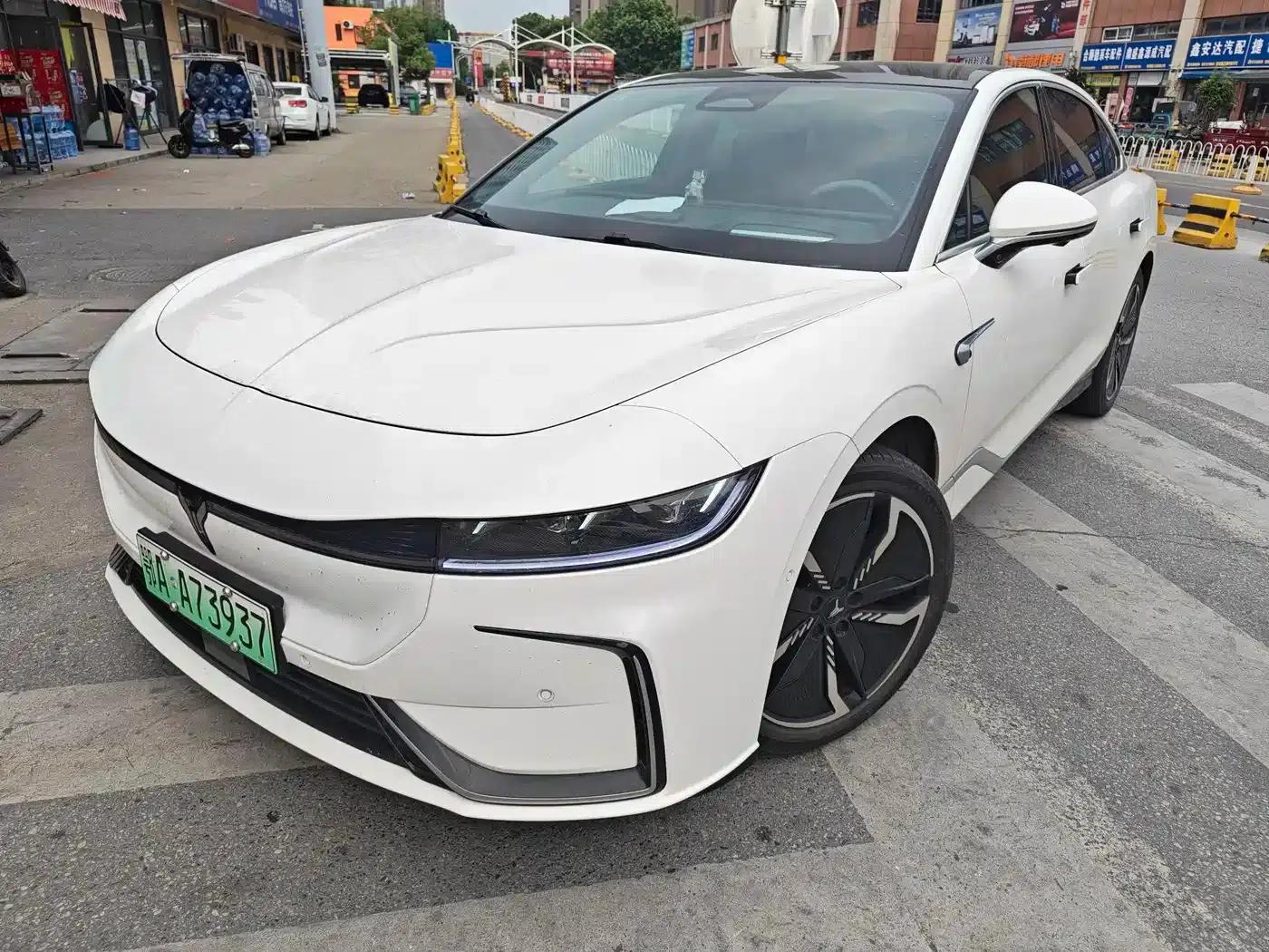 Voyah Chase 2023 AWD Standard Edition — миниатюра 1