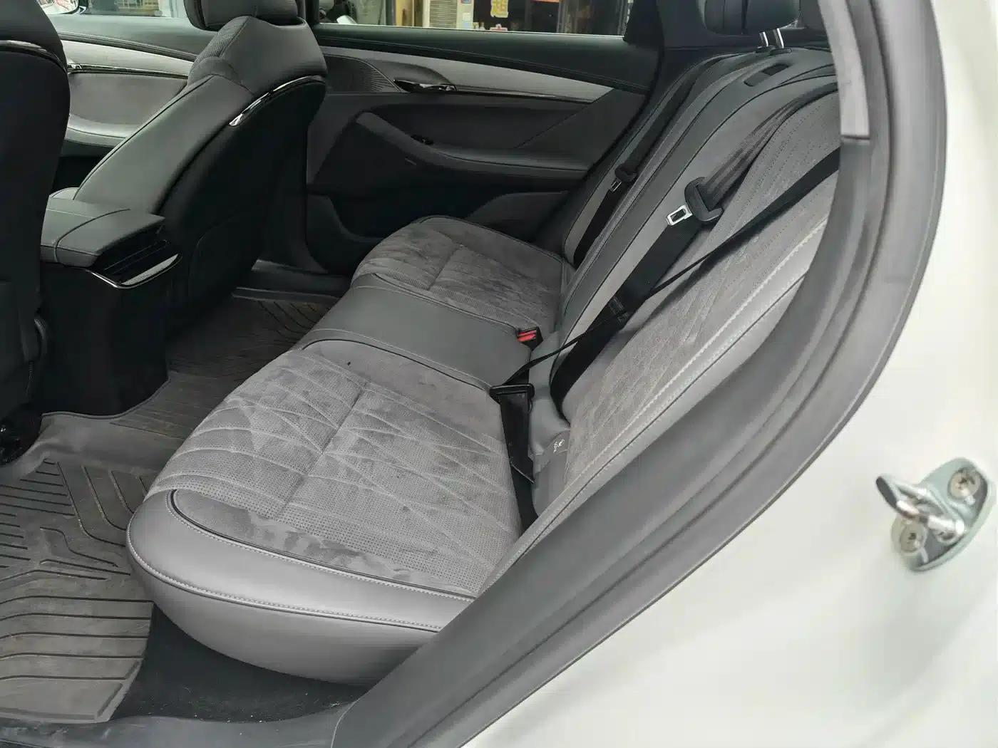 Voyah Chase 2023 AWD Standard Edition — миниатюра 14